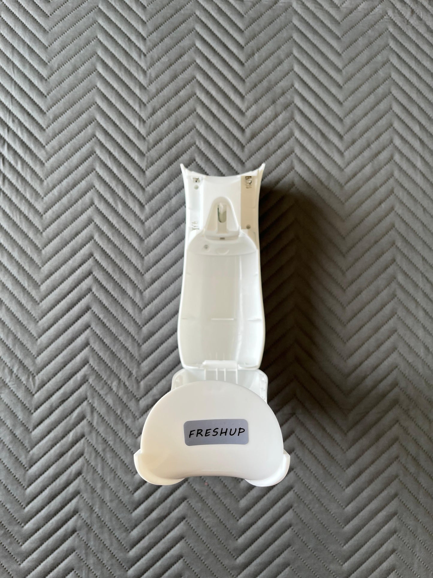 Freshup Automatic Air Freshener Dispenser – Airwick Design with Free Air Freshener & Batteries