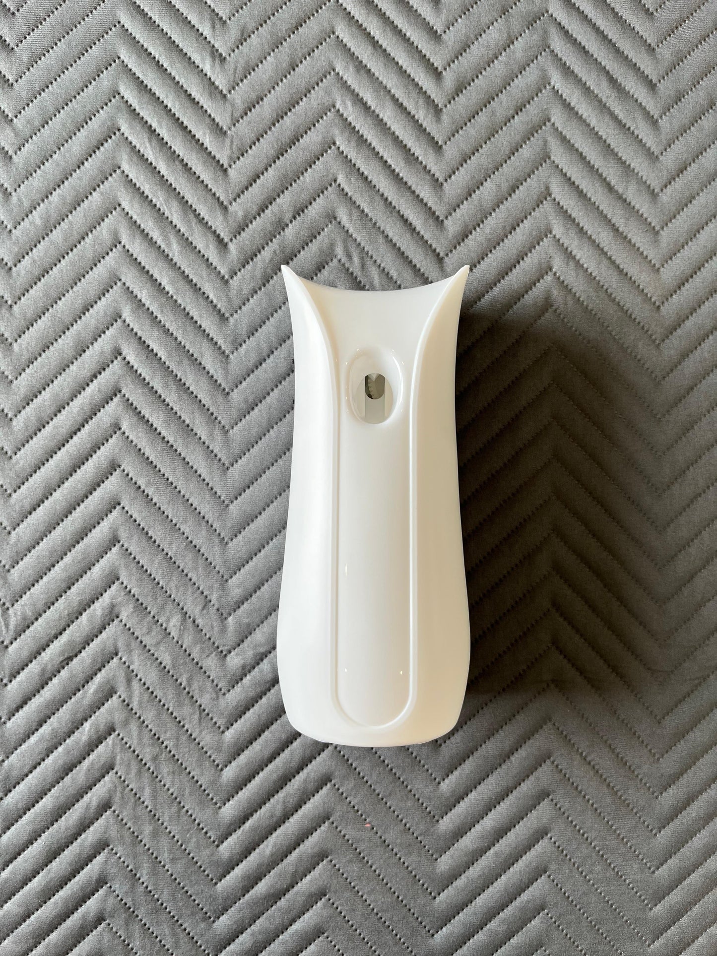 Freshup Automatic Air Freshener Dispenser – Airwick Design with Free Air Freshener & Batteries